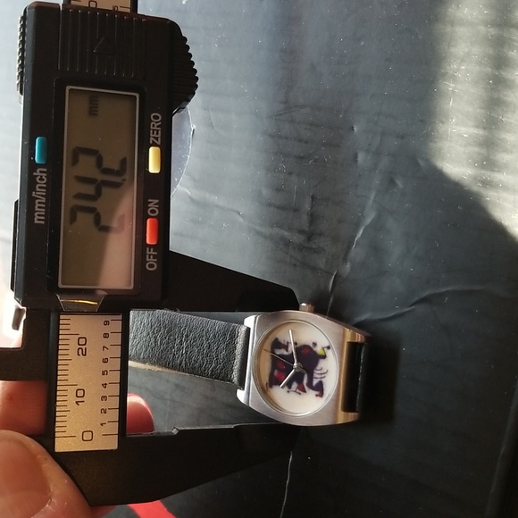 Celona Joan Miro Artist Watch - Picture 8 of 8